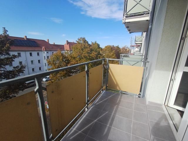 Neu sanierte Wohnung steht zum Einzug bereit 3. OG links