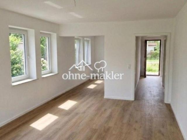 NEU Saniertes Einfamilienhaus mit sehr viel Platz, Südgarten