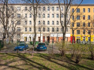 NEU* Sanierungsobjekt in Toplage – 2 Zimmer Altbau mit viel Gestaltungsspielraum