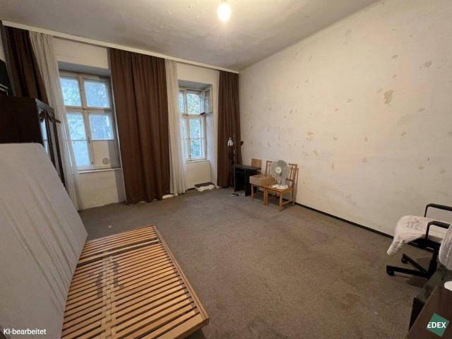 NEU Sanierungsbedürftige 2 Zimmer Altbauwohnung nahe A1 Hauptsitz ruhige Hoflage