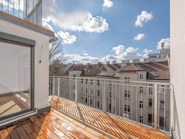 NEU+ Stilvoller 2 Zimmer DG ERSTBEZUG auf einer Ebene mit Terrasse!