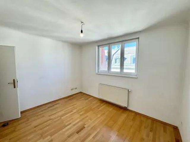 NEU! Perfekte 2 Zimmerwohnung im Nibelungenviertel zu vermieten! Achtung ohne Lift!