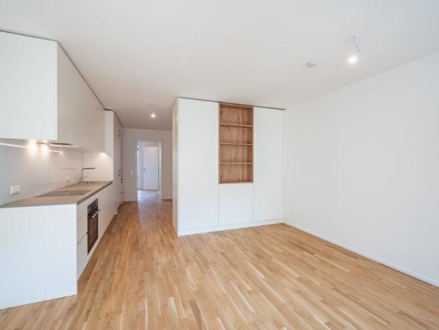NEU+ Provisionsfreier 1 Zimmer Zweitbezug mit 46 m², 5 m² Balkon und Einbaumöbeln
