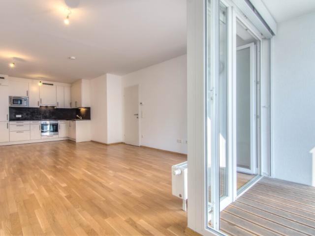 NEU+ Raus ins Freie! Gepflegte 2 Zimmer Mietwohnung mit Loggia nahe Meidlinger Bahnhof