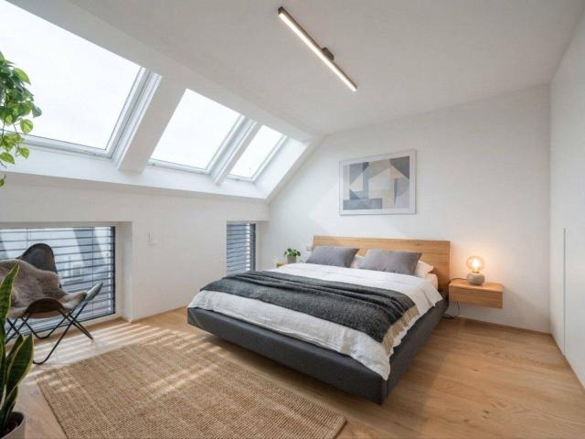 NEU+ Renovated 5 room duplex with balcony, loggia and two bathrooms in Ottakring