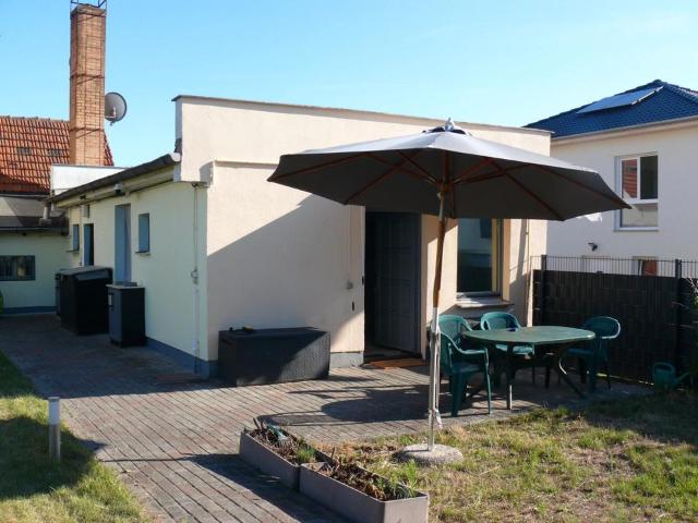 Neu Renoviert Appartement mit Gartenanteil INKLUSIV MIETE !