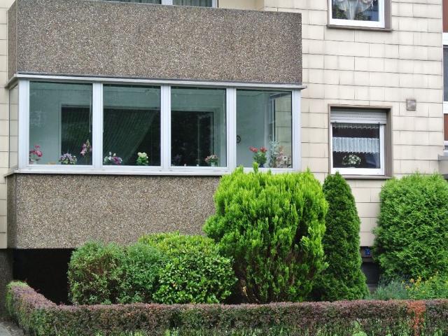 Neu renoviert ! Diese Singlewohnung mit Wintergarten wartet auf SIE !