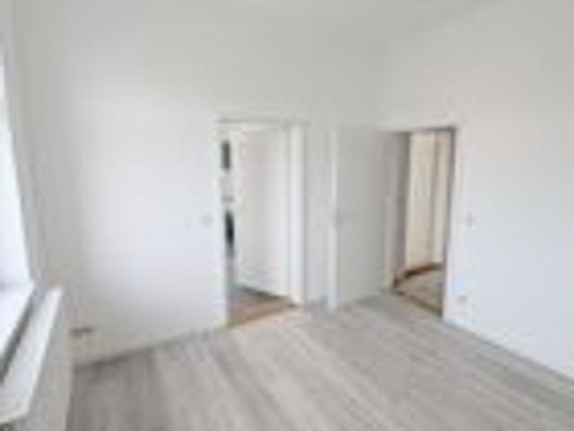 neu renoviert / kurzfristig frei! 2 Zi. Wohnung in Großnaundorf