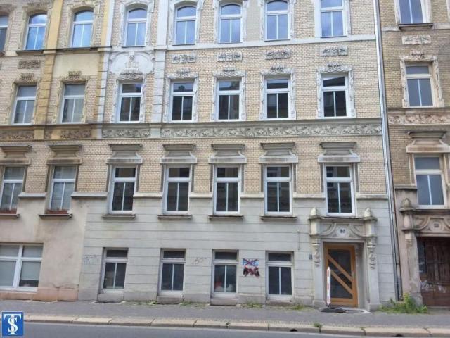 Neu renovierte 4 Zimmer Wohnung mit Balkon am Stadtrand von Plauen!