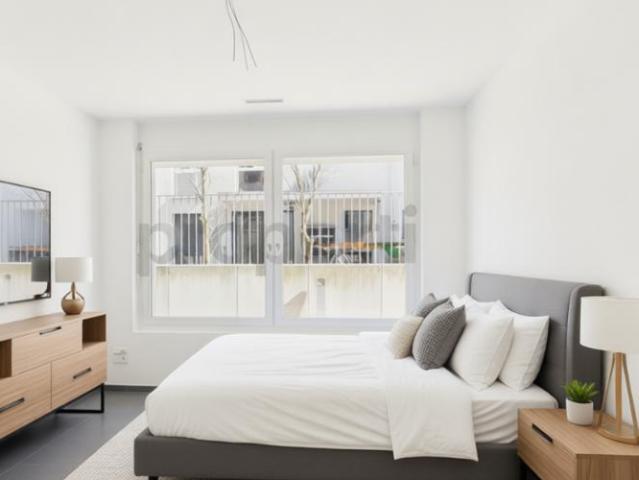 Neu renovierte 5.5 Zimmer Eigentumswohnung mit Lift, Opfikon