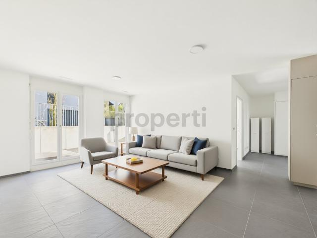 Neu renovierte 5.5 Zimmer Eigentumswohnung mit Lift, Opfikon