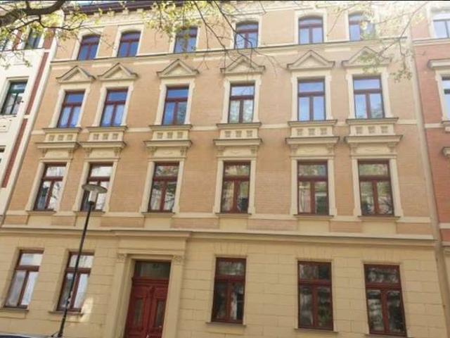 Neu renovierte 2 Zimmer Wohnung in der südlichen Innenstadt von Halle