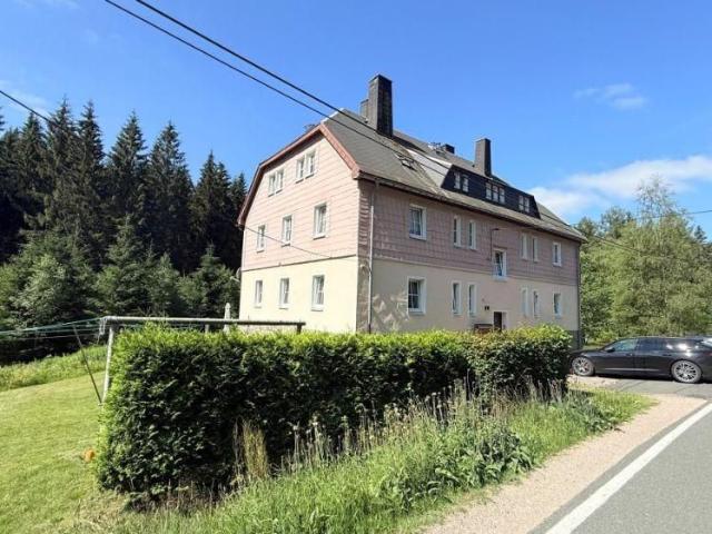 neu renovierte 2 Zimmer Wohnung in idyllischer, ländlicher Lage