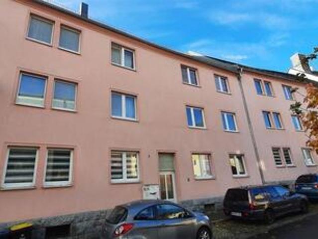 Neu renovierte 3 Raum Wohnung + Gartenmitbenutzung