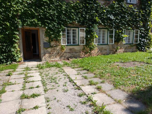 Neu renovierte 3 Zimmer Wohnung 79m² mit eigenem Garten und Parkplatz in Waidhofen an der Ybbs