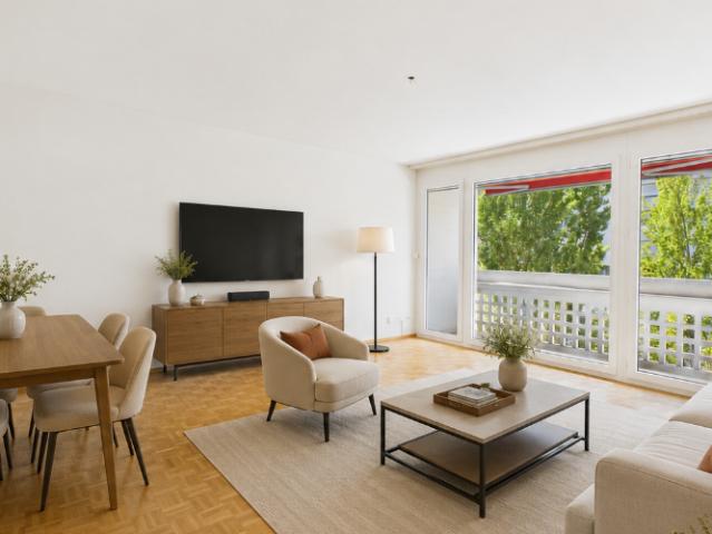 Neu renovierte 3.5 Zimmer Wohnung mit Balkon, Spreitenbach