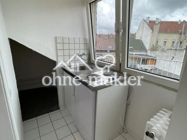 NEU renoviertes Appartement mit großem Balkon + EBK