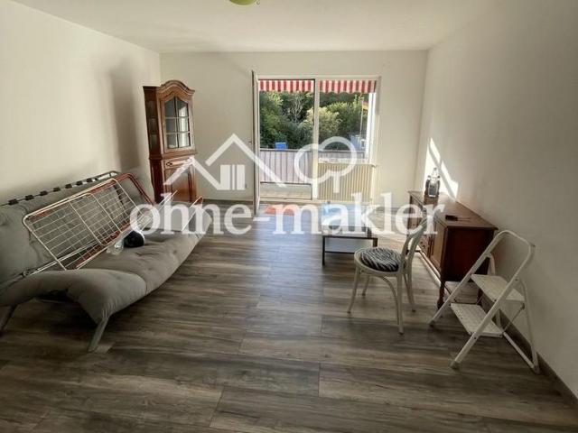 NEU renoviertes Appartement mit großem Balkon und EBK