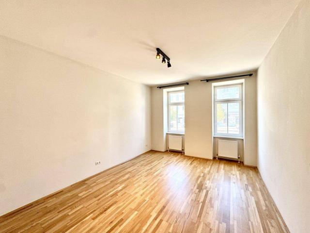 NEU! WG Geeignet! 3 Zimmer Altbauwohnung nahe Bahnhof Hernals!