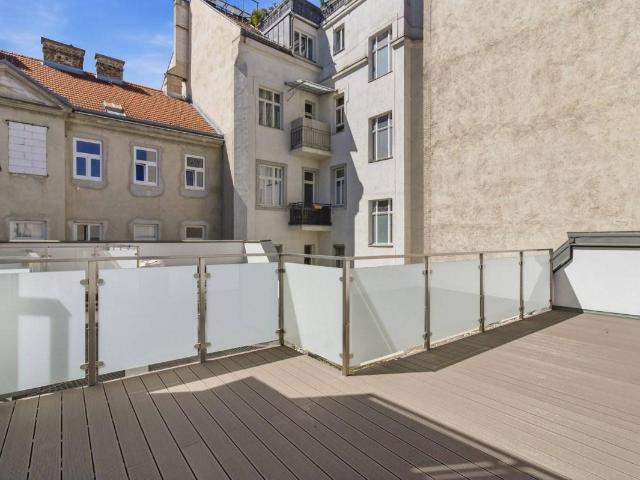 NEU + VIER Zimmer Maisonette mit TERRASSEN