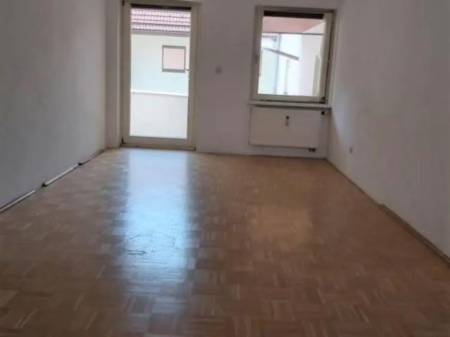 NEU Zentrale 2 Zimmer Wohnung mit Küchenblock und Balkon in Kapfenberg !