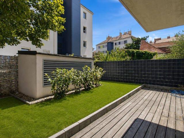 NEU + ZWEI Zimmer mit GARTEN und TERRASSE