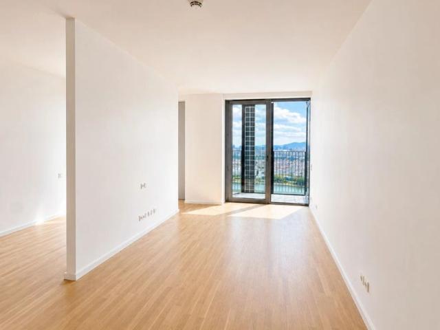 Neu Zwischen Prater und Stephansdom: DC2 Tower 39. Etage Erstbezug