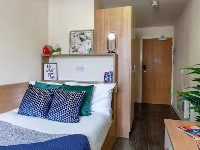 Neuadd Kyffin Ensuite