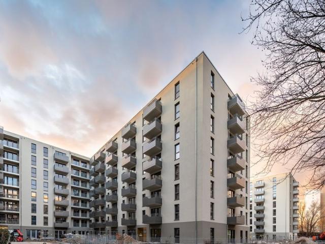 Neubauwohnung mit Balkon im Zweitbezug in Lichtenberg nahe IKEA ab sofort neu zu vermieten