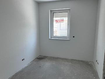 Neubauwohnung mit großzügigem Balkon und zwei Schlafzimmern!