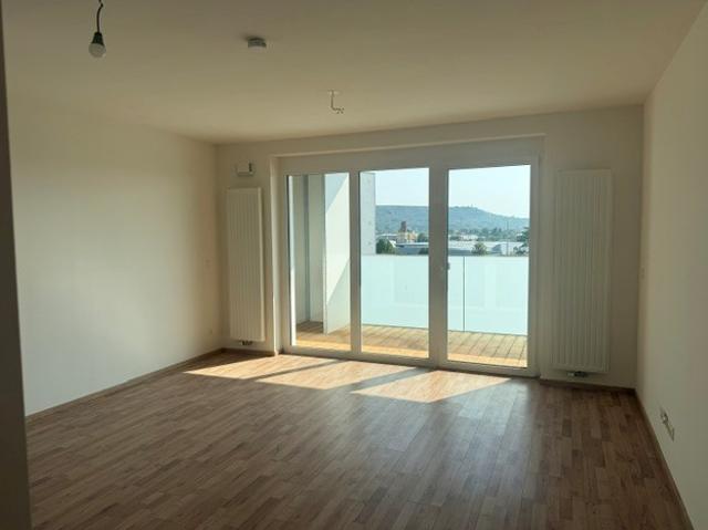 Neubauwohnung moderner Erstbezug mit großzügigem Balkon Top 72