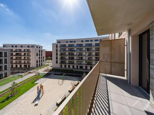 Neubauwohnung an der Waterkant mit Balkon und 2 Bädern / WBS 220