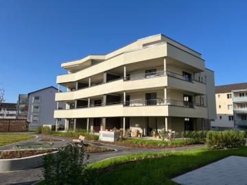 Neubauwohnung an traumhafter Lage direkt am Seeufer in Rapperswil Jona