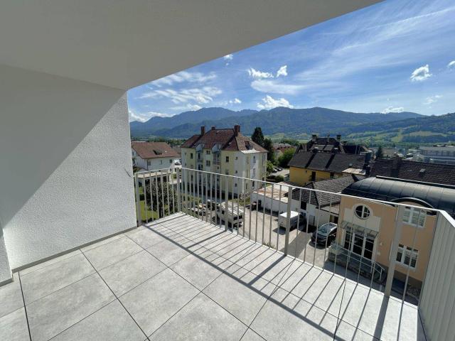 Neubauwohnung Top 27 Loggia mit Ausblick