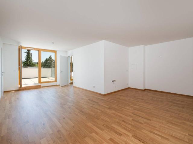 Neubau: 3,5 Zimmer Eigentumswohnung mit 16 m² Außenfläche & Blick ins Grüne