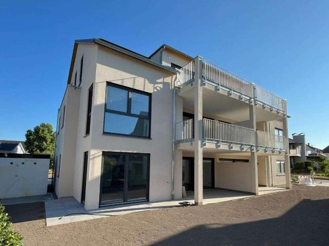 NEUBAU 3 Zi. Wohnung * 91QM * Helle Ruheoase mit Balkon * Zentral & modern