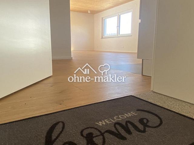 Neubau 3 Zimmer Wohnung im EG, barrierefreie mit Einbauküche, Terrasse und Garten
