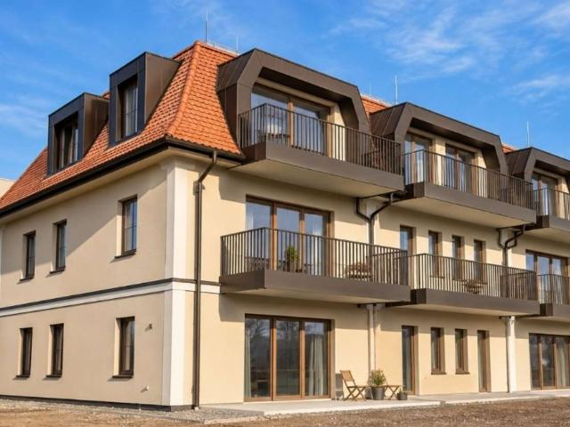 Neubau 3 Zimmer Wohnung mit Südbalkon, Alpenpanorama, Einbauküche und Aufzug