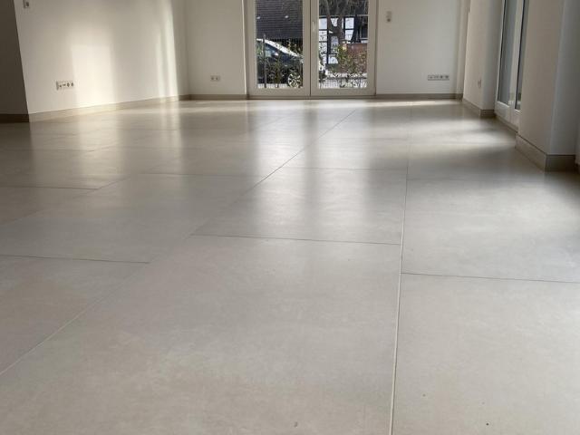 Neubau 2022 | 3,5 Zimmer EG Wohnung mit Garten, Terrasse & Aufzug in Hannover Misburg