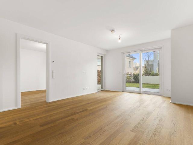 NEUBAU: 2 Zimmerwohnung mit Garten & südseitiger Terrasse am Benediktinermarkt!