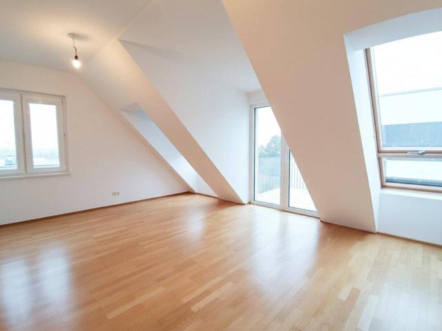 Neubau! 2 Zimmer Wohnung im DG mit Balkon!