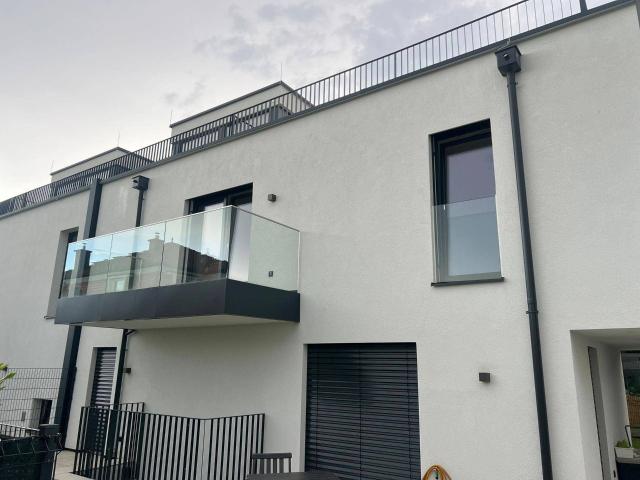 NEUBAU 2 Zimmer Wohnung mit Dachterrasse und Balkon