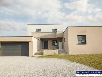 Neubau 2 Familienhaus/Doppelhaus mit großer Garage