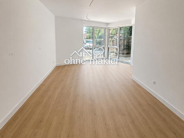 NEUBAU: 40qm Studio Apartment mit Balkon & XL Badezimmer