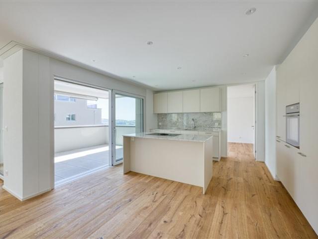 NEUBAU 4.5 Zimmer Wohnung im sonnigen Wald