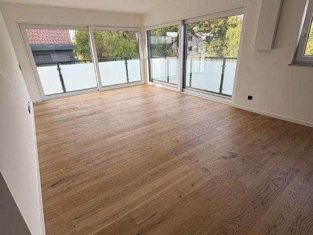 Neubau! 4,5 ZKB Wohnung in top Lage, Barrierefrei, EBK