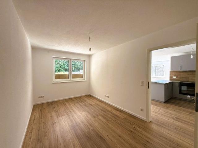 Neubau 4 Zimmer Gartenwohnung ca. 85 m² Wohnfläche PV Anlage 2 Stellplätze!