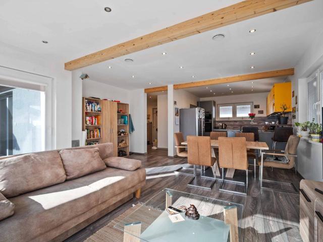 NEUBAU: 4 Zimmer Niedrigenergie Fertigteilhaus mit Garage in Potzneusiedl