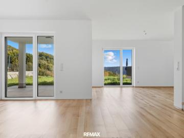 NEUBAU Charmante Doppelhaushälfte mit Gartenidylle in ruhiger Lage
