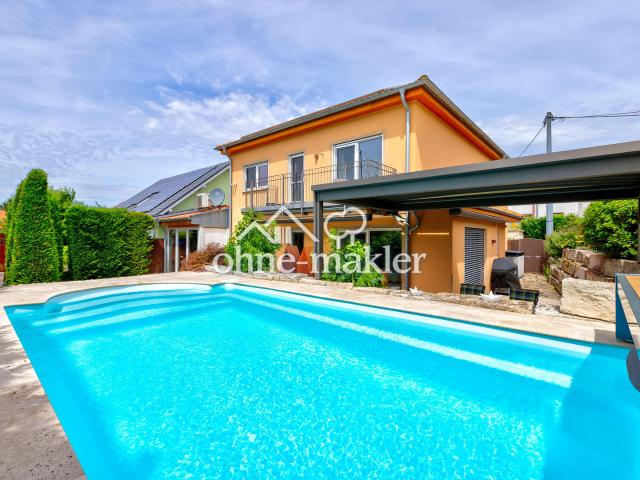 Neubau Anwesen mit Pool und Wohnkomfort der Extraklasse